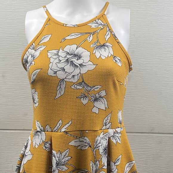 Soprano Sundress Womens Medium Yellow Floral High Neck Skater Sleeveless Sunny - Picture 3 of 5